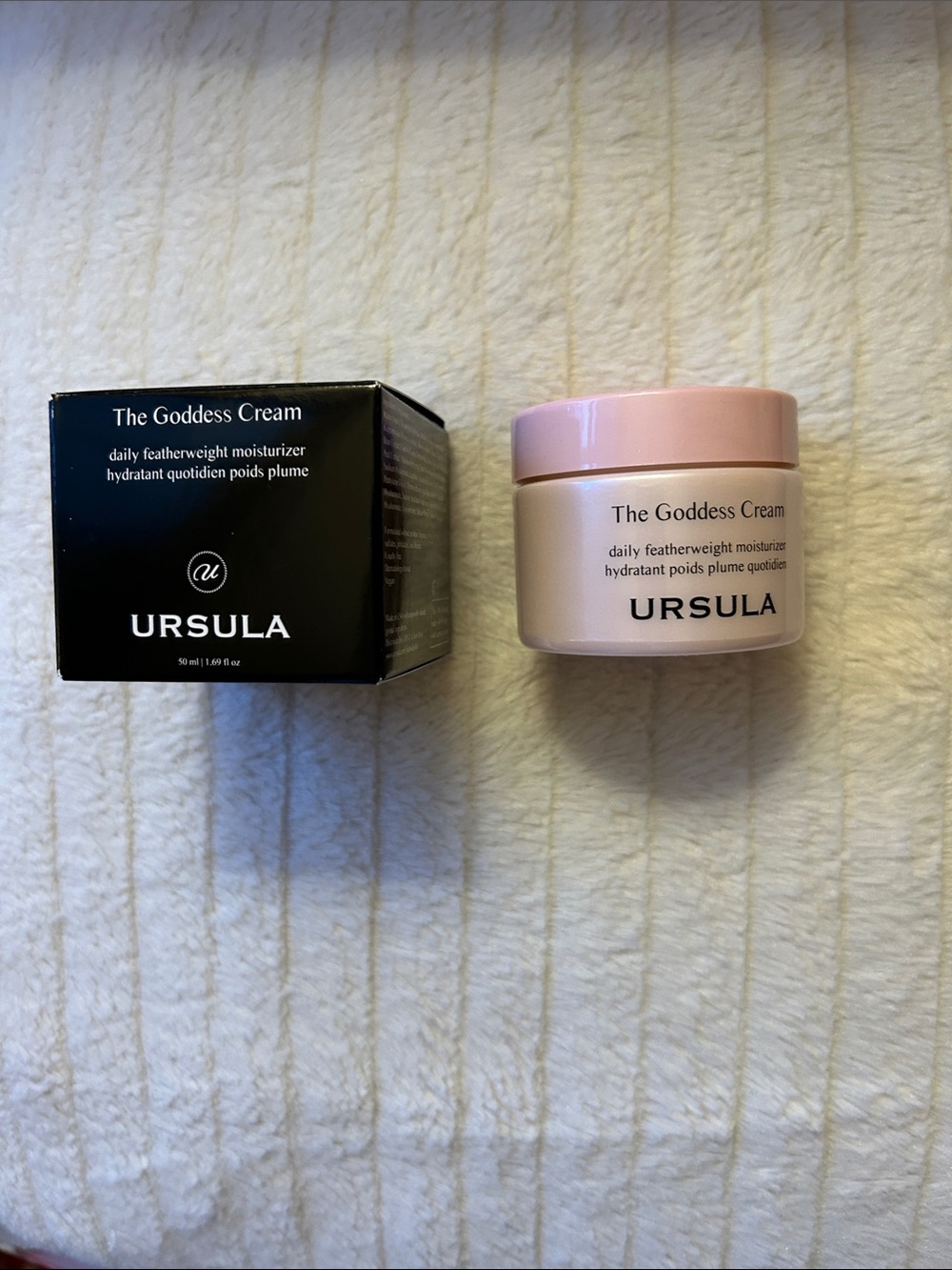 The Ursula The Goddess Cream Daily Featherweight Moisturizer - Pink/White